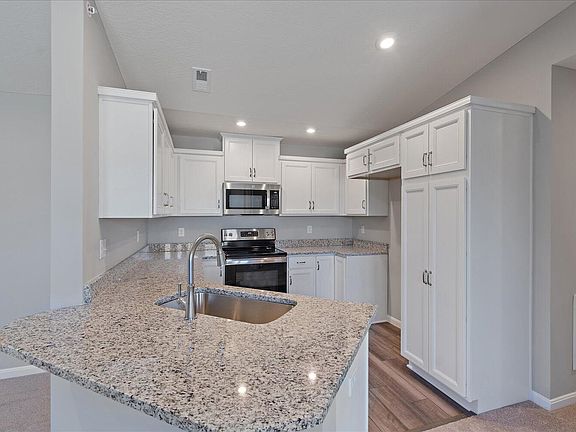 3rd image of 7797 Devonshire Dr #32-300