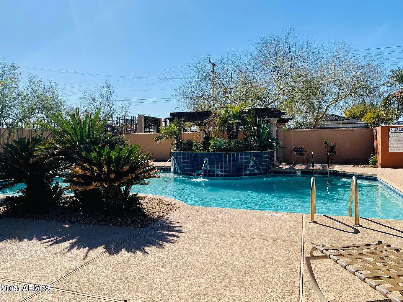 3 bed, 1983 sqft, $3,500 — Photo 2