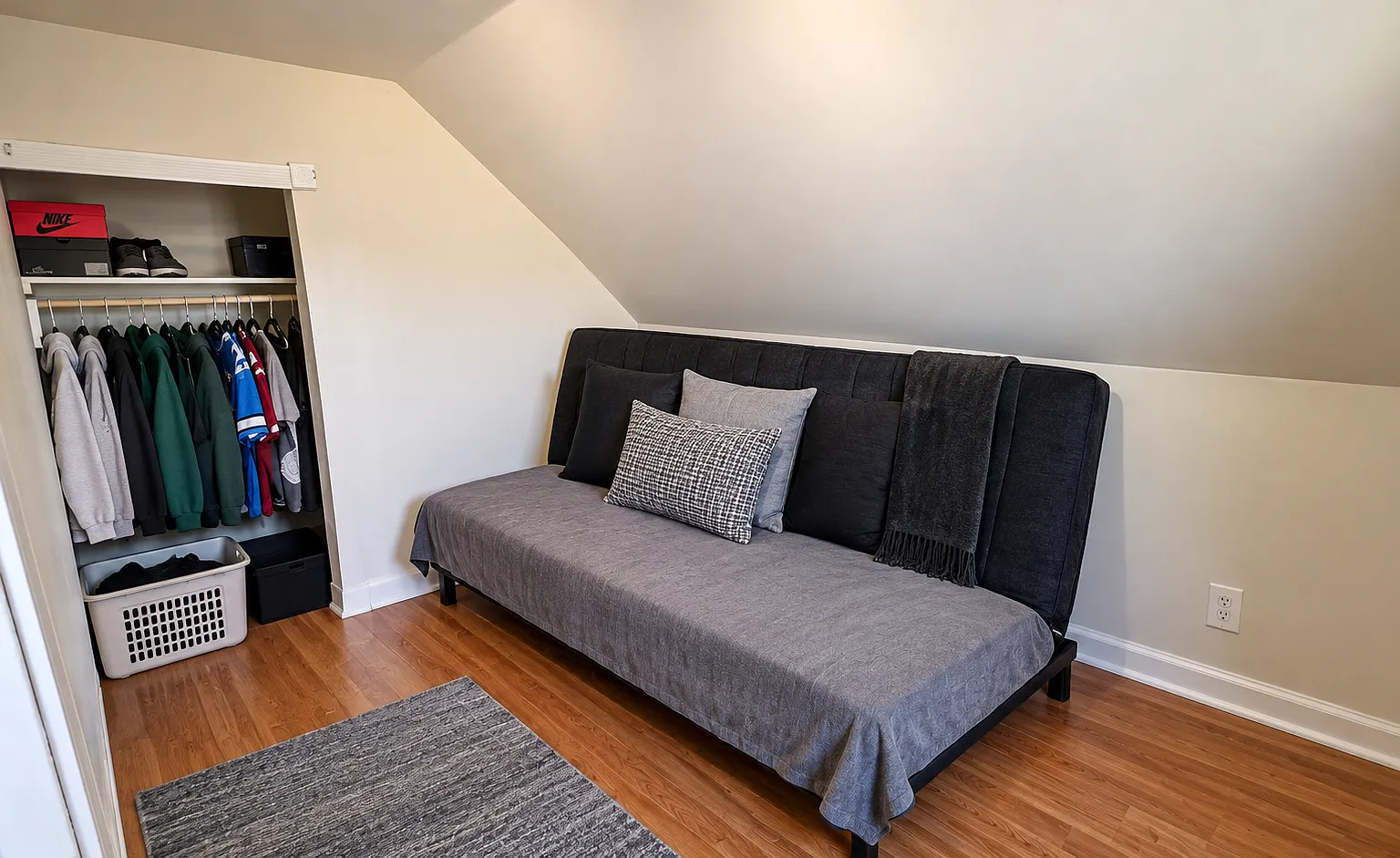 2 bed, $1,400 — Photo 1