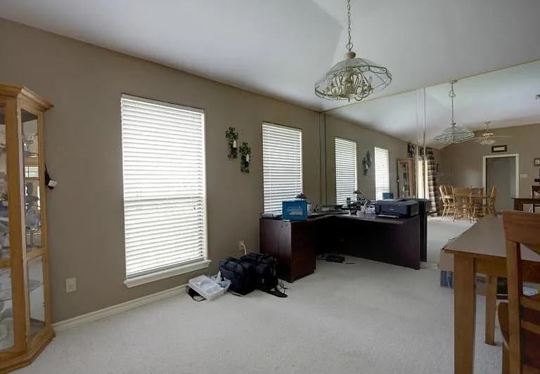 4510 Silver Hollow Dr — Photo 7