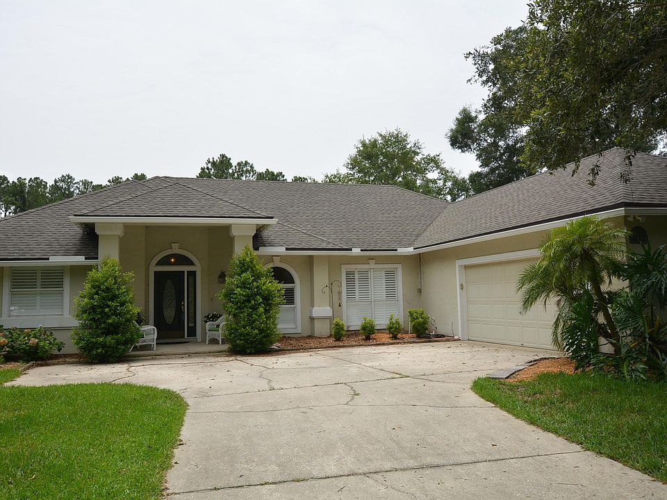 1st image of 400 Chipley Pl W