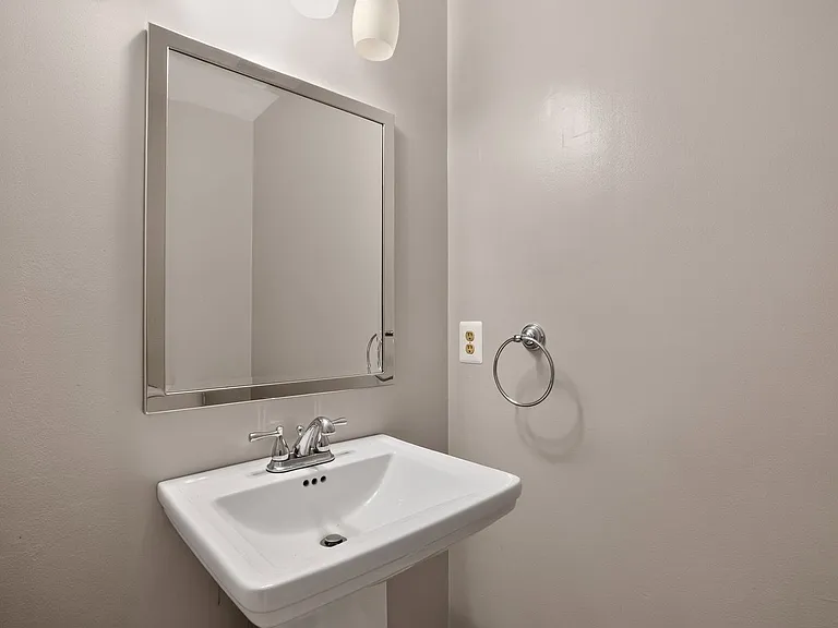 3758 Tarrington Pl — Photo 12