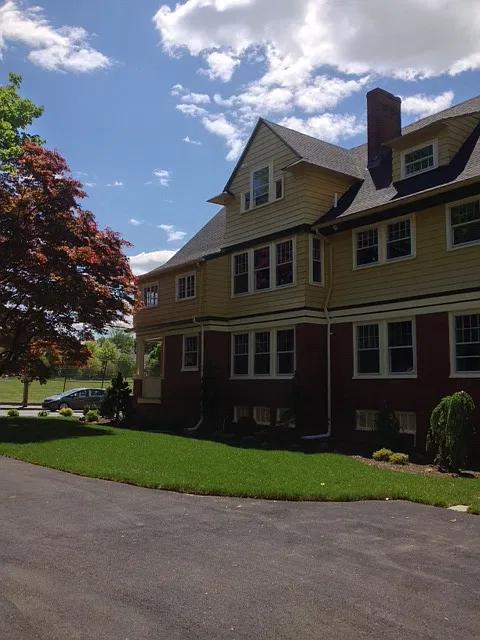 3 bed, 1650 sqft, $3,400 — Photo 4