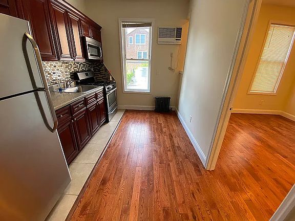 2nd image of 107-31 Metropolitan Ave #3R