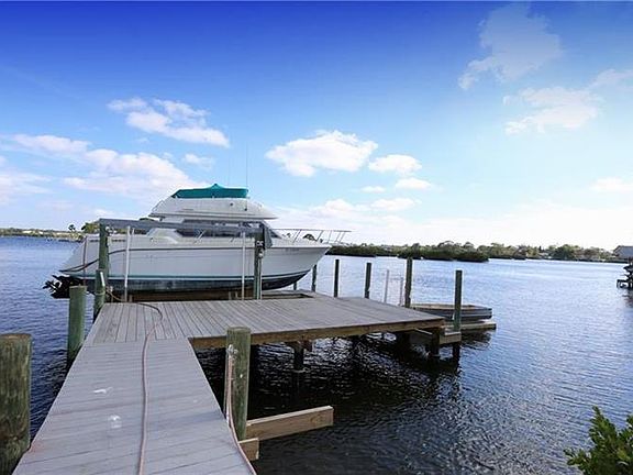 4th image of 976 Bayshore Dr