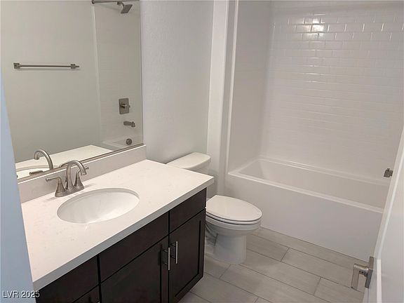 5th image of 10264 Tumbaga St