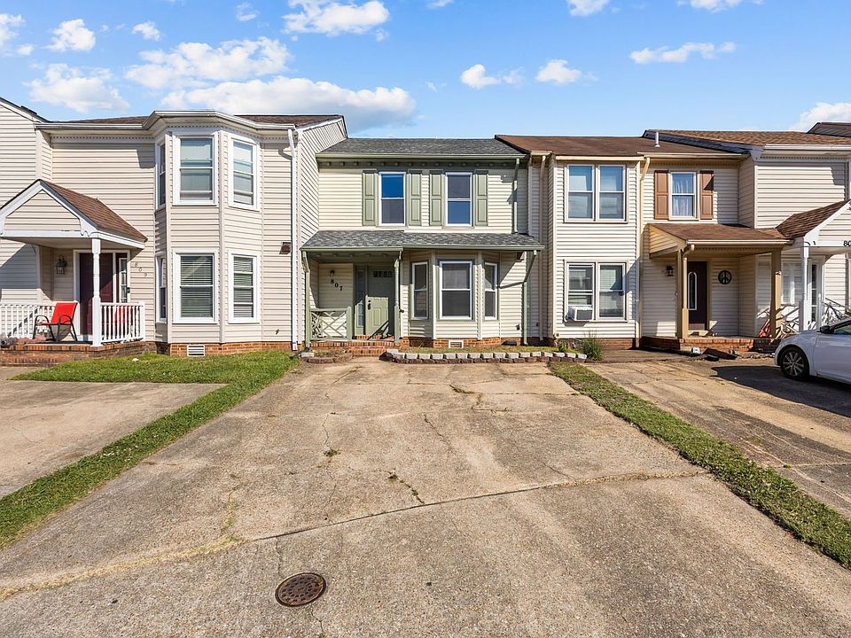1st image of 807 Foxmoore Ct