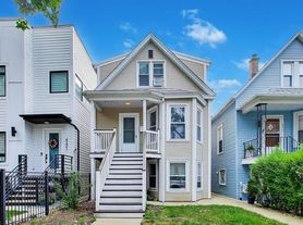 4219 N Albany Ave, Chicago, IL
