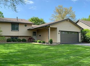 29 E Garden Ave, Palatine, IL 60067