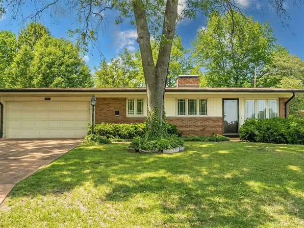 10207 Richview Dr, Saint Louis, MO 63127