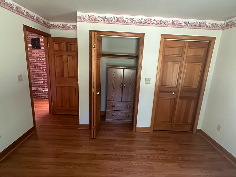 44 Dolloff Rd — Photo 2