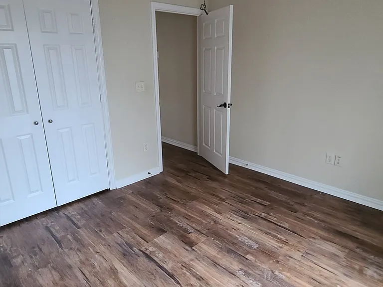 505 Jessie St — Photo 16