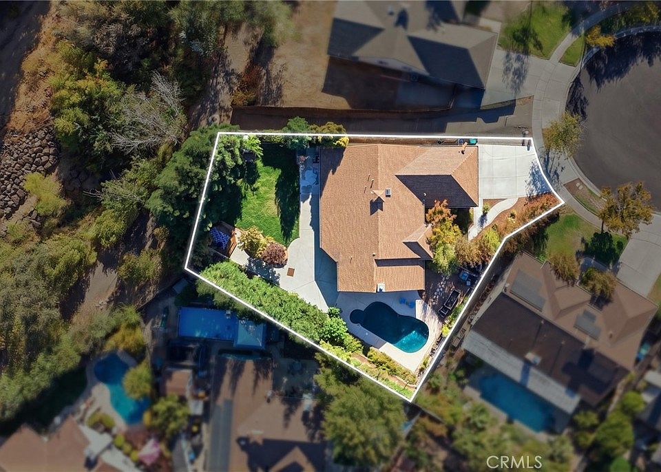 1st image of 8 Shearwater Ct