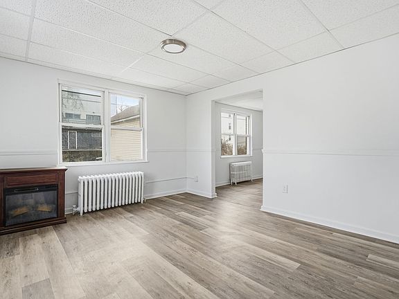 5th image of 126 W 9th Ave #4R