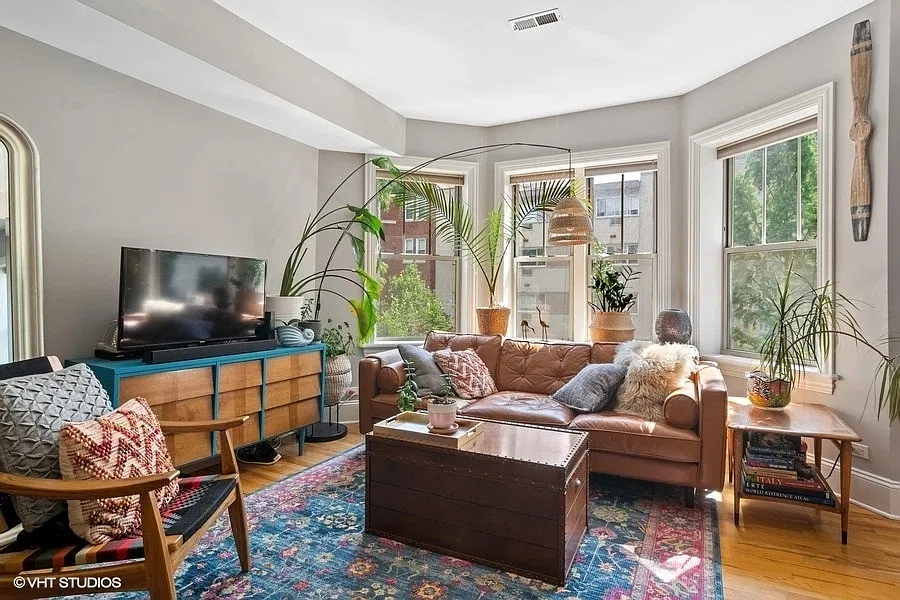 1 bed, 1.0 bath, $1,695 — Photo 3