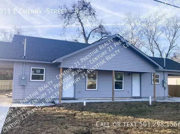 311 E Cherry St #B, Lonoke, AR 72086