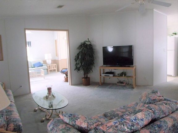 5th image of 1459 Deverly Dr #369