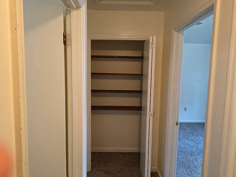 2916 Crosscreek Rd — Photo 11