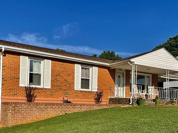 4th image of 2988 Creekwood Dr
