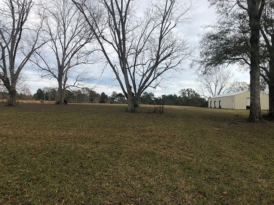 2nd image of 864 Rock Ranch Rd
