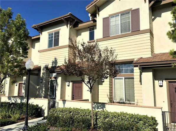 2252 Schlaepfer Dr, Fullerton, CA 92833