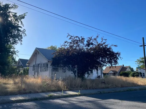 1328 E Lacrosse Ave, Spokane, WA 99207