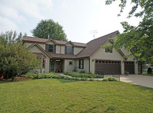 5645 Kengary Ct, Slinger, WI 53086