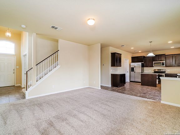 4th image of 2415 CHAD ST