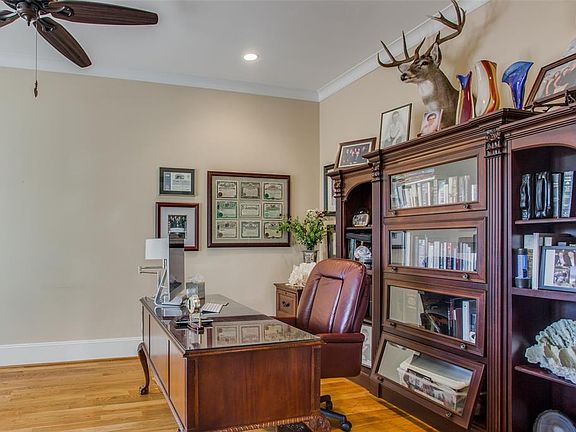 4th image of 1811 Nantucket Dr