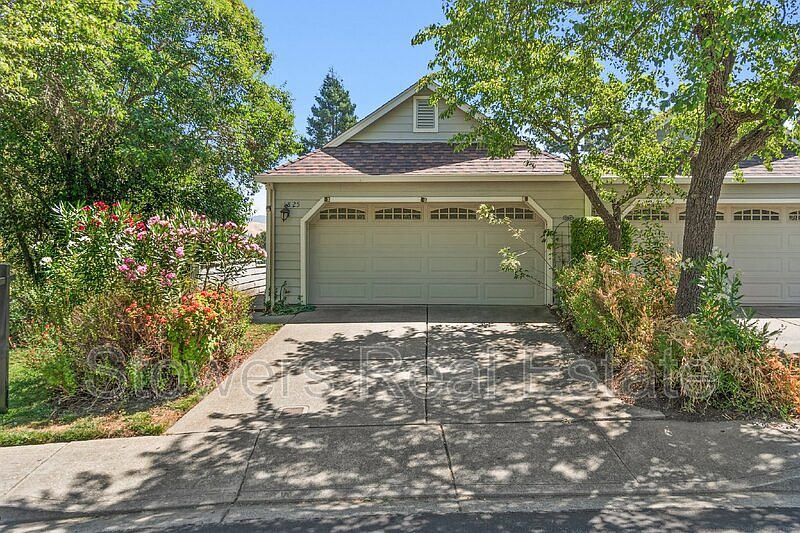 1st image of 1825 N Forest Hill Pl