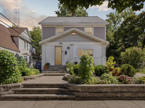 962 Sheridan Ave SW, Grand Rapids, MI 49503