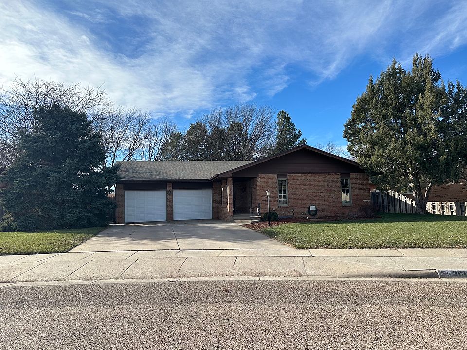 1st image of 2619 Coachman Ln