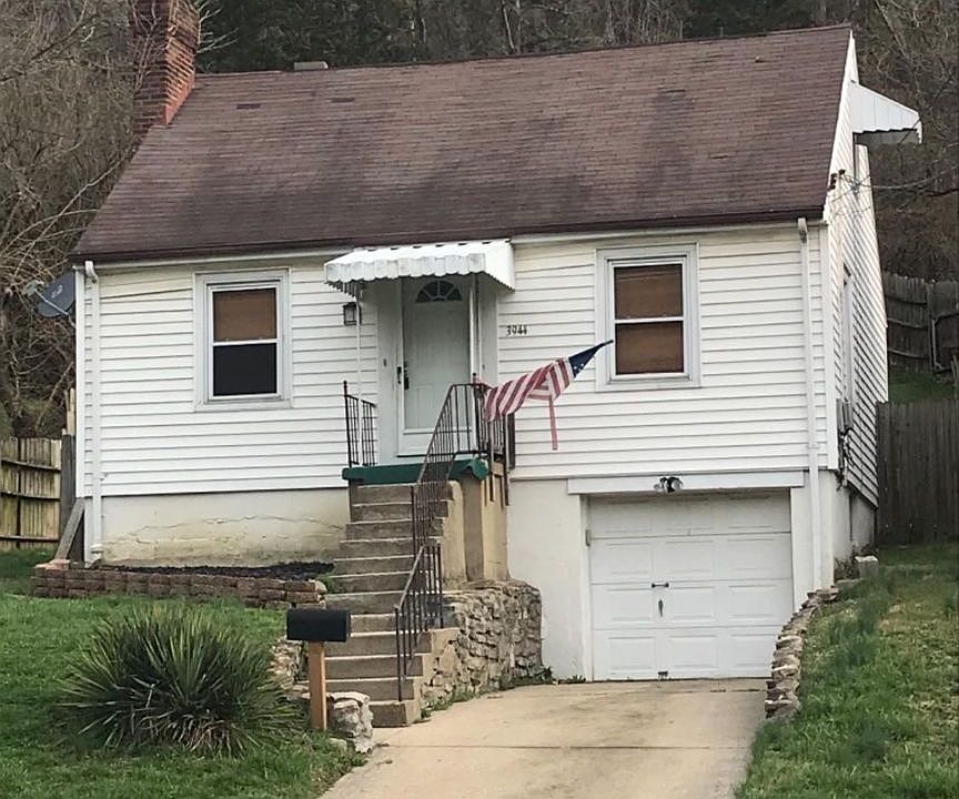 1st image of 3944 Delhi Ave