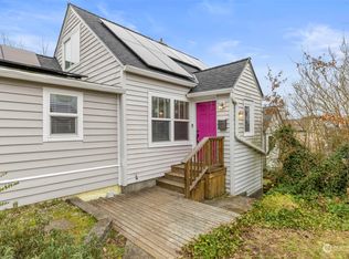 1914 13th St, Bremerton, WA 98337