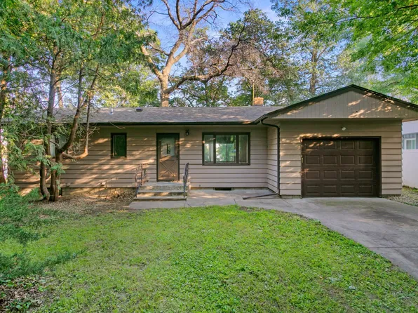 18621 Simonet Dr NW, Elk River, MN 55330