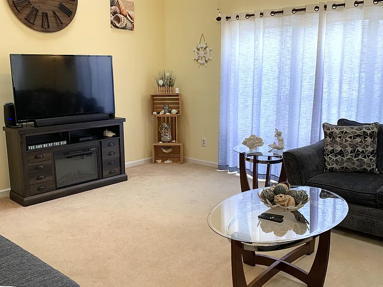 3700 Golf Colony Ln #25B — Photo 6