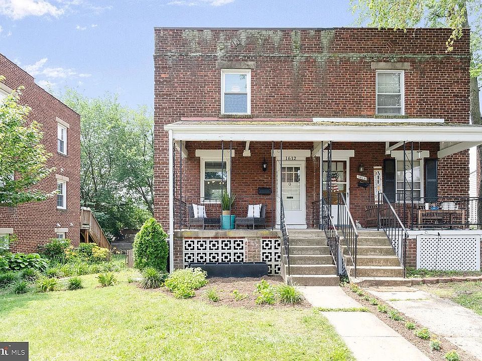 1st image of 1612 Boyle St