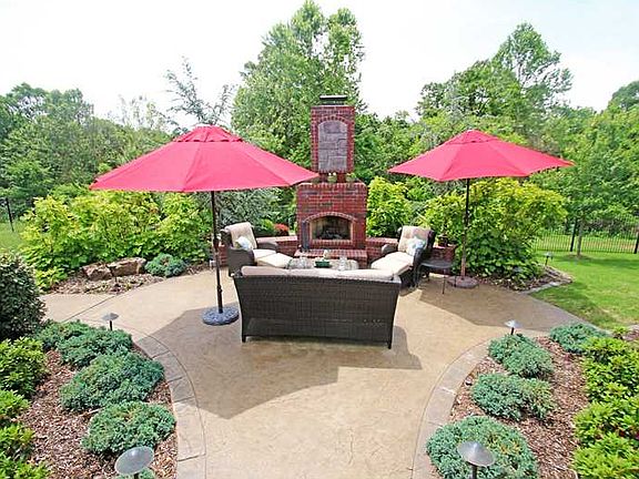 3rd image of 10819 Kennesaw Dr
