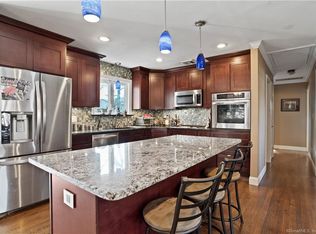 20 Ida Ln, West Haven, CT 06516