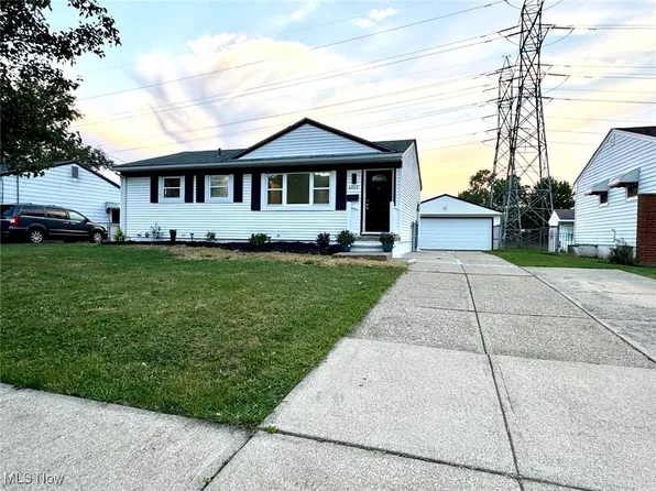 6060 Middlebrook Blvd, Brookpark, OH 44142