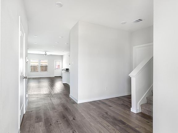5th image of 11614 Prosperity Dr