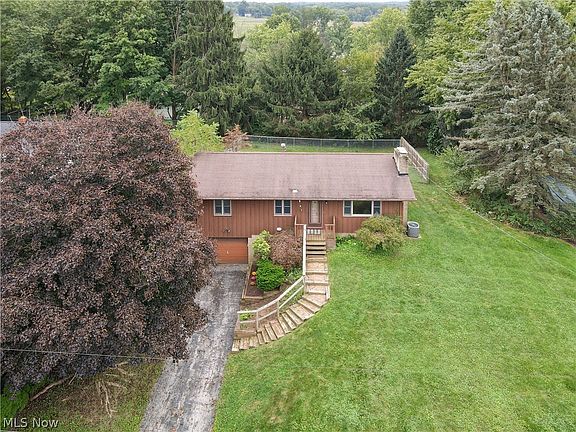 2nd image of 1206 Dussel Rd