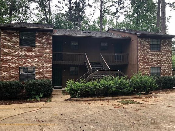 2nd image of 2968 Woodrich Dr APT A
