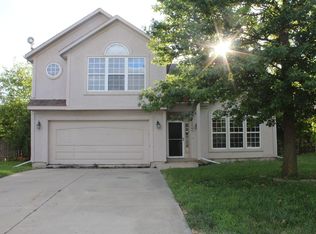18504 Elm St, Gardner, KS 66030
