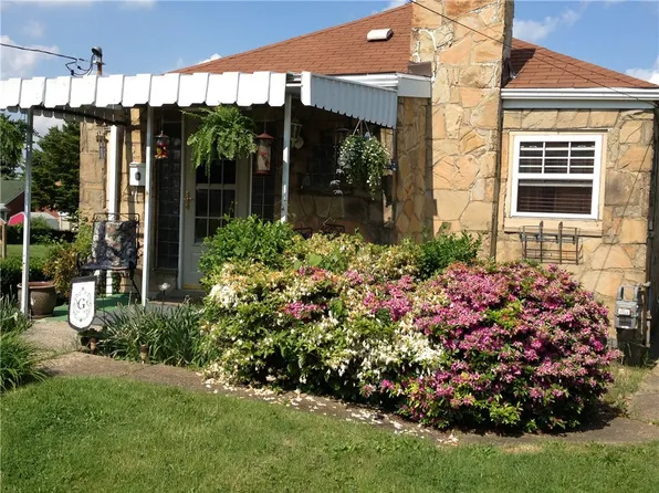 856 School St, Clairton, PA 15025