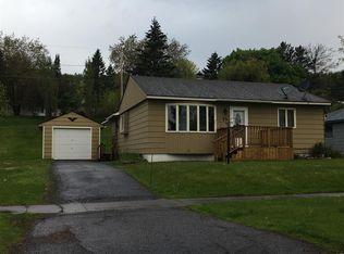 27 Arthur Cir, Silver Bay, MN 55614