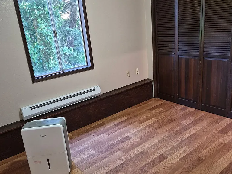 517 1/2 N Marple St #517 — Photo 5