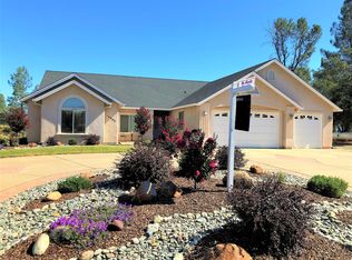 16800 China Gulch Dr, Anderson, CA 96007