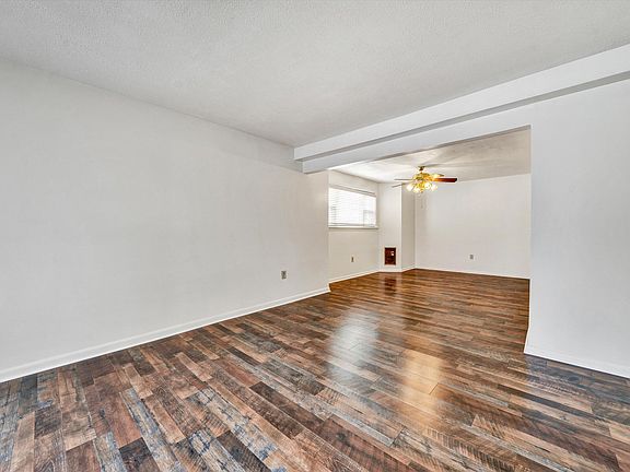 5th image of 5260 Crossbow Cir Unit 14A
