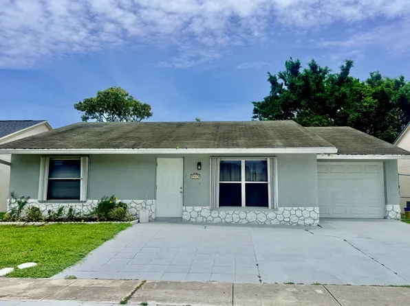 5913 Corson Pl, Lake Worth, FL 33463